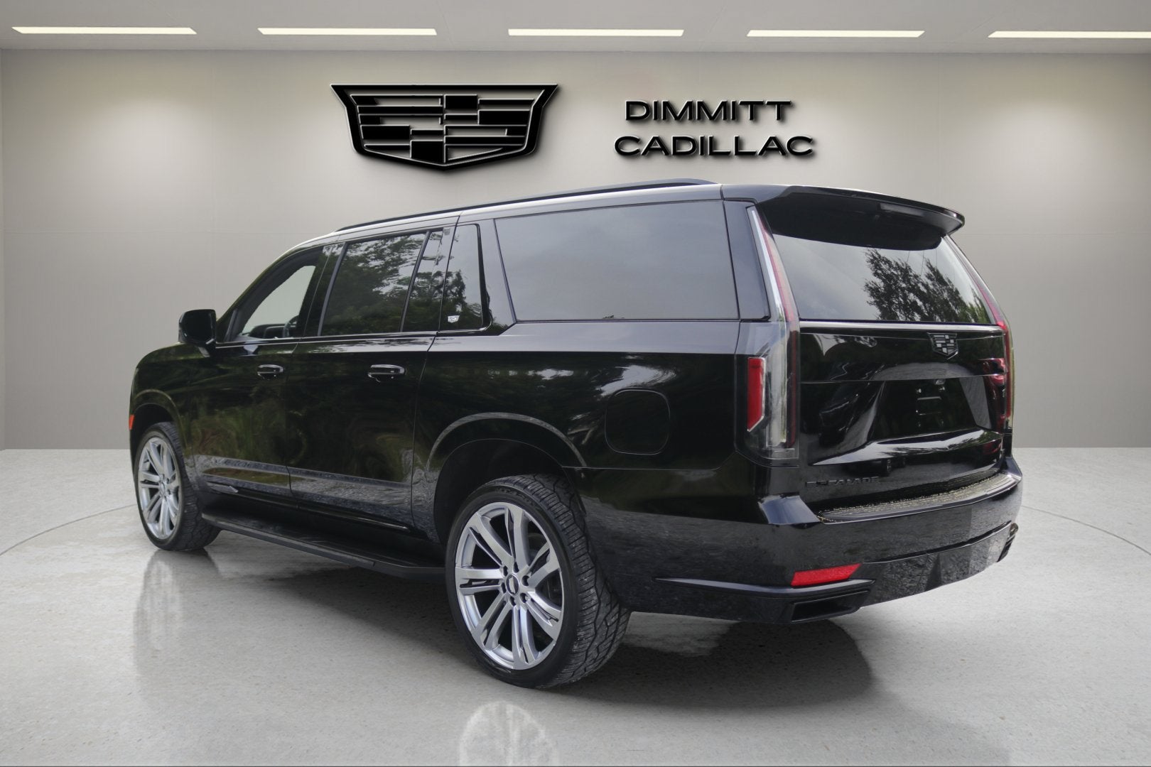 2023 Cadillac Escalade ESV 4WD Premium Luxury