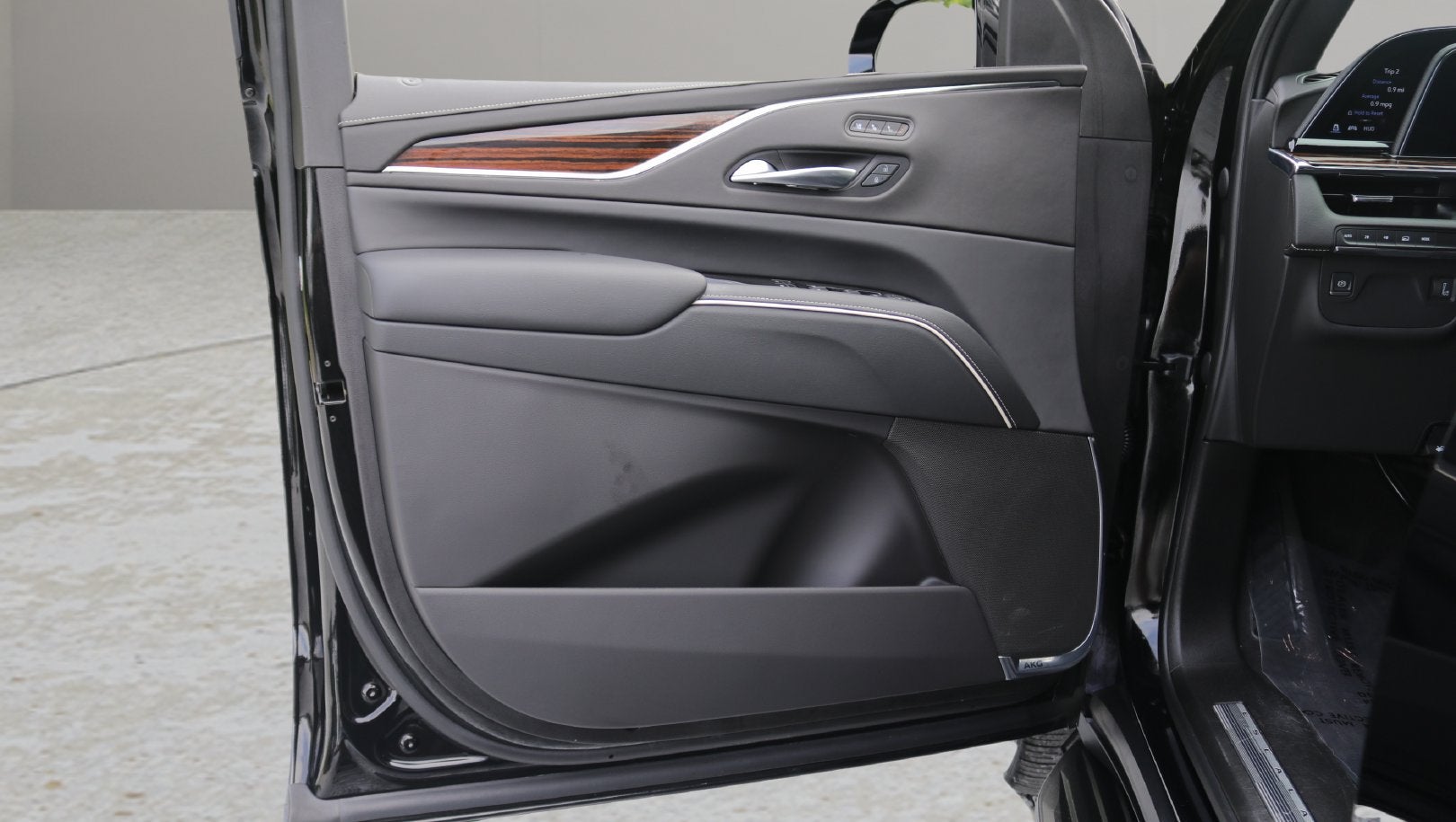 2023 Cadillac Escalade ESV 4WD Premium Luxury