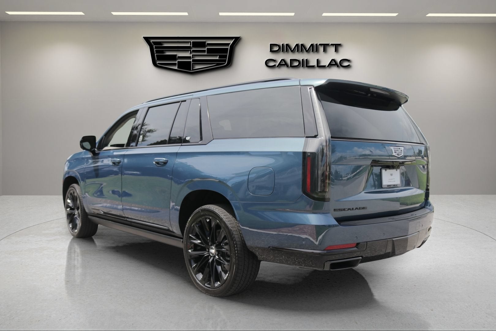 2026 Cadillac Escalade ESV Platinum Sport