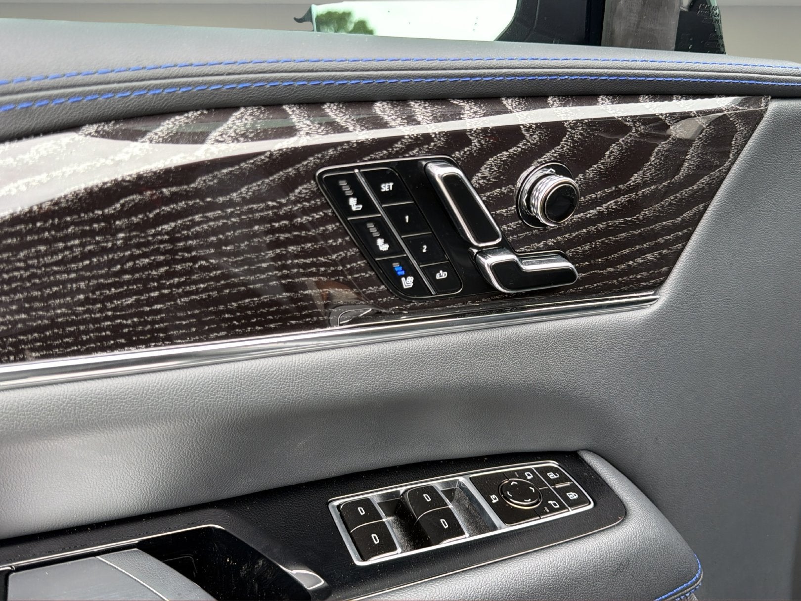 2026 Cadillac ESCALADE IQ Sport