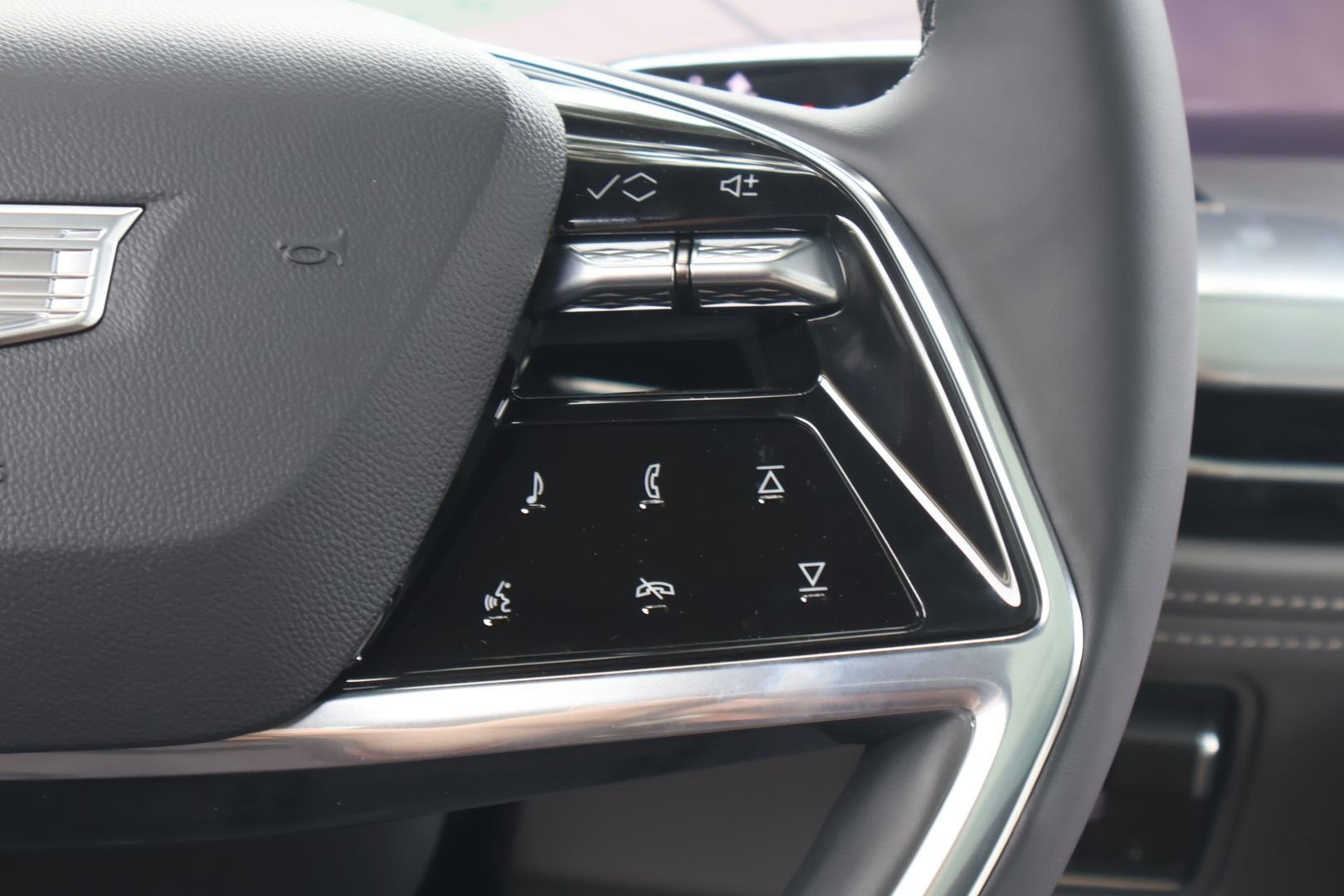 2026 Cadillac ESCALADE IQ Sport