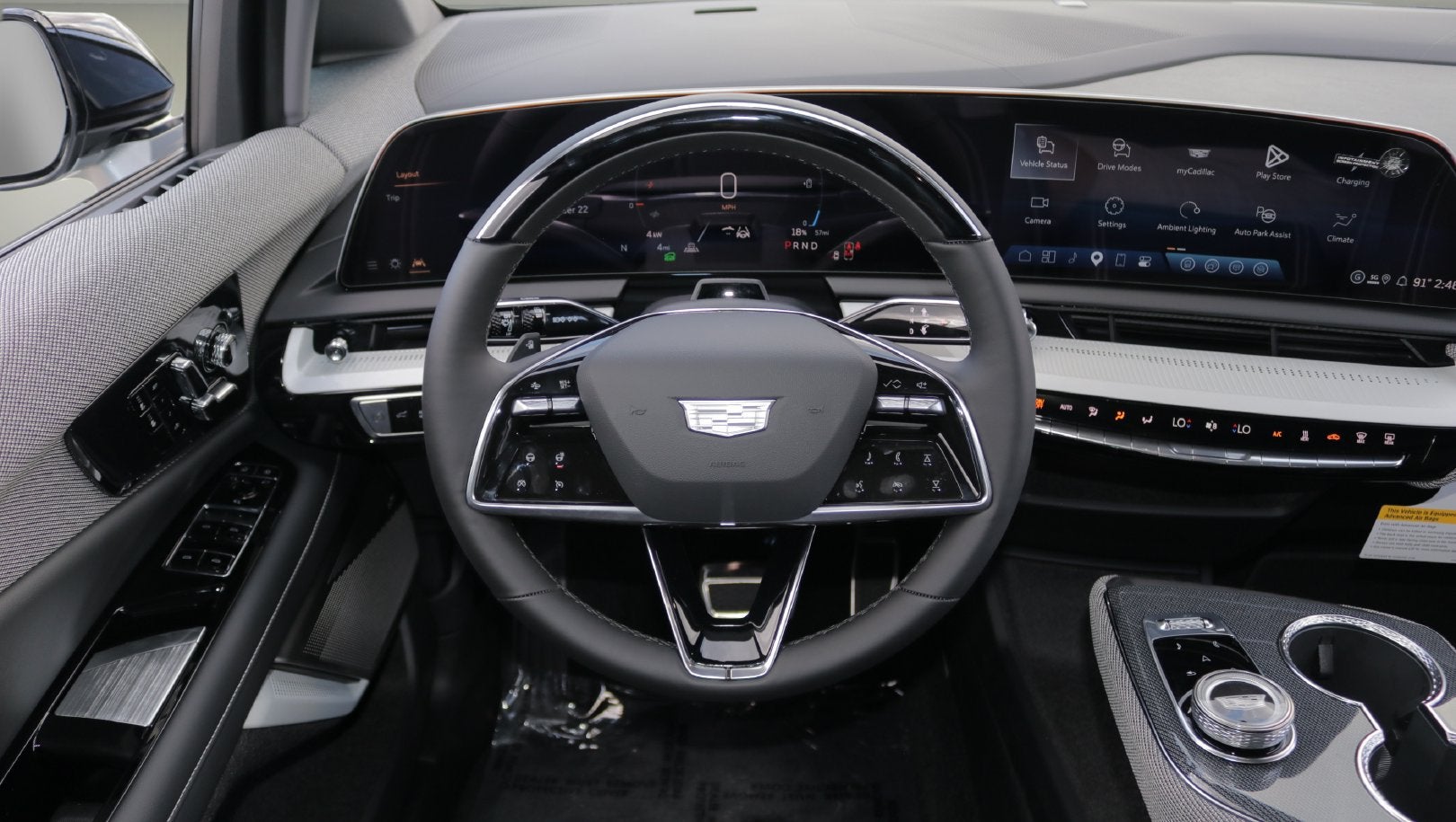 2027 Cadillac OPTIQ Luxury