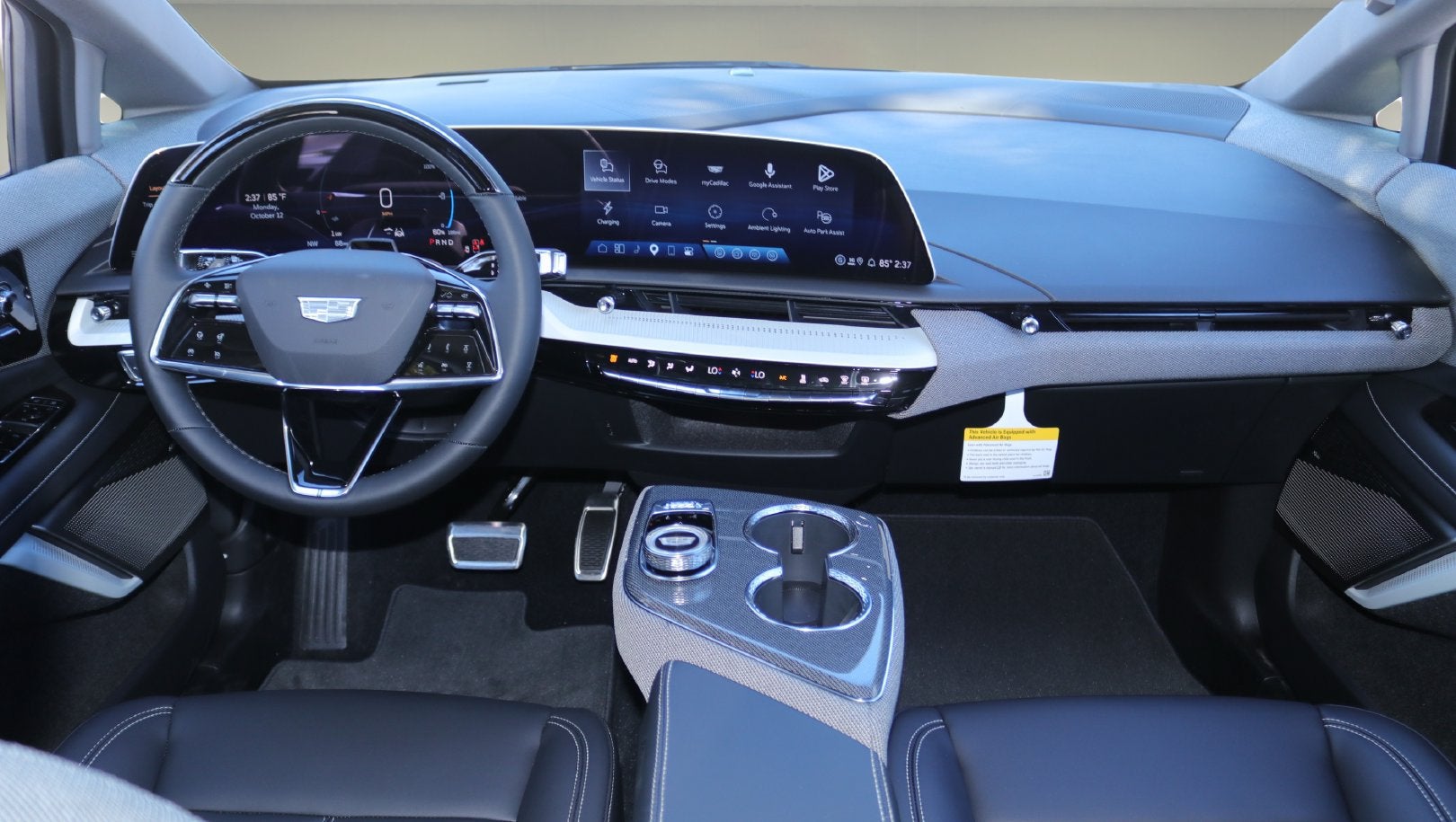 2027 Cadillac OPTIQ Luxury