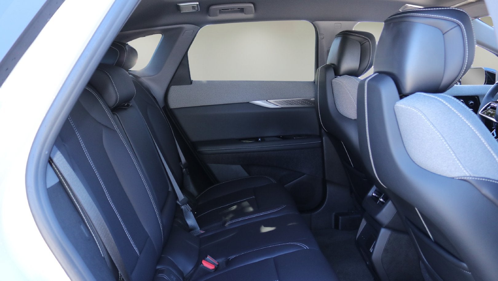 2027 Cadillac OPTIQ Luxury