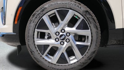 2027 Cadillac OPTIQ Luxury