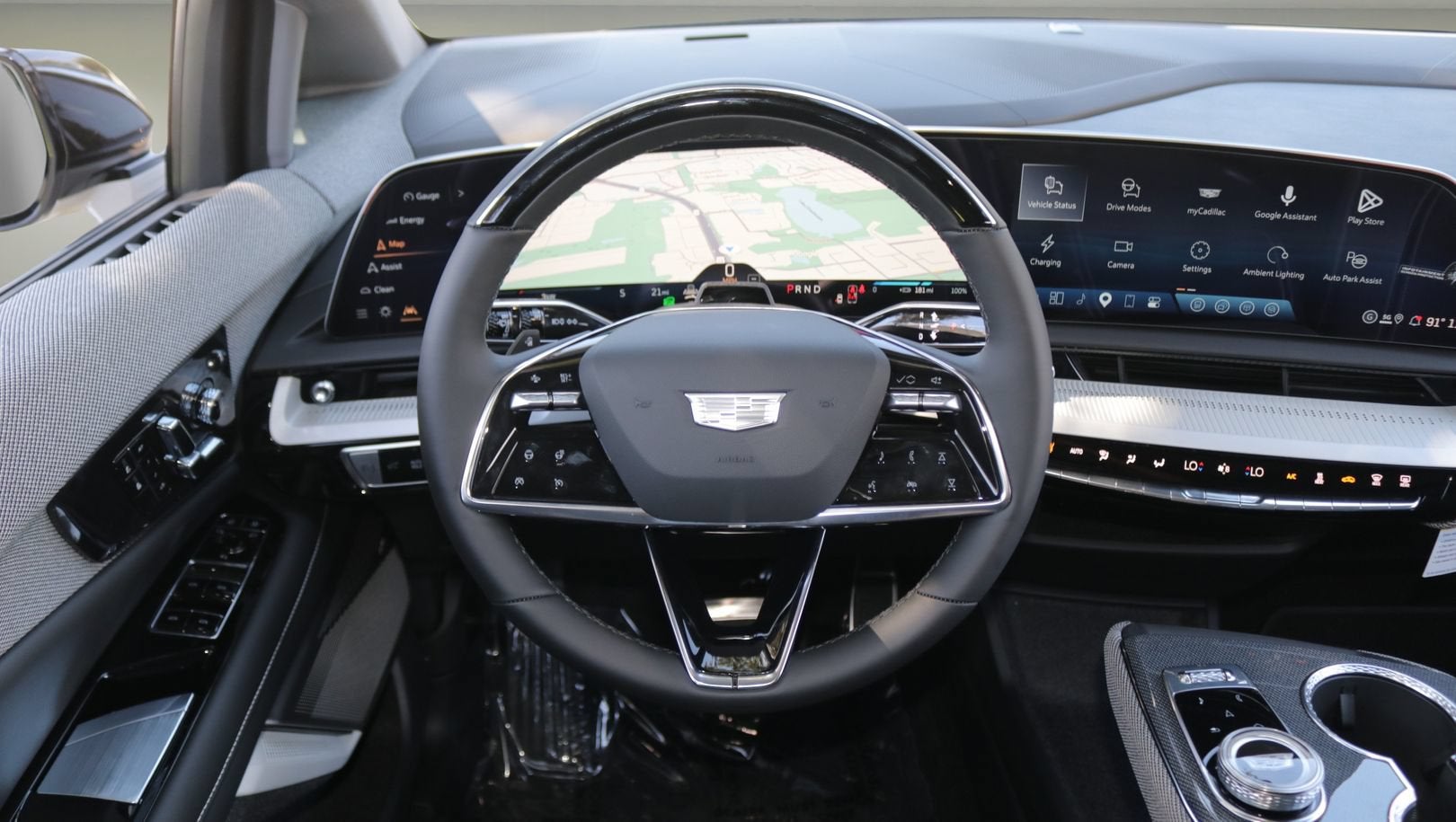 2027 Cadillac OPTIQ Luxury