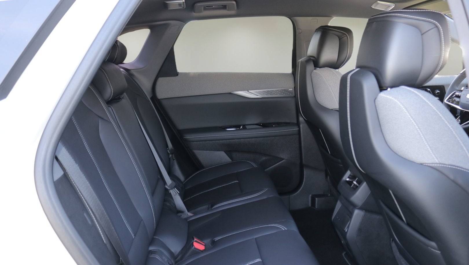 2027 Cadillac OPTIQ Luxury