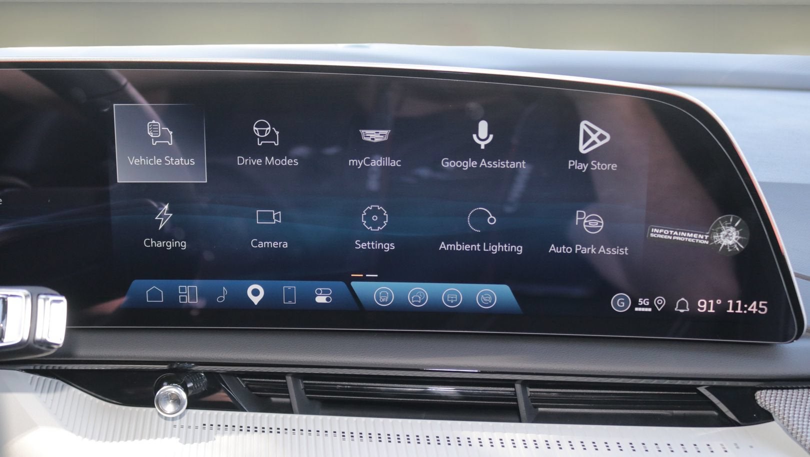 2027 Cadillac OPTIQ Luxury
