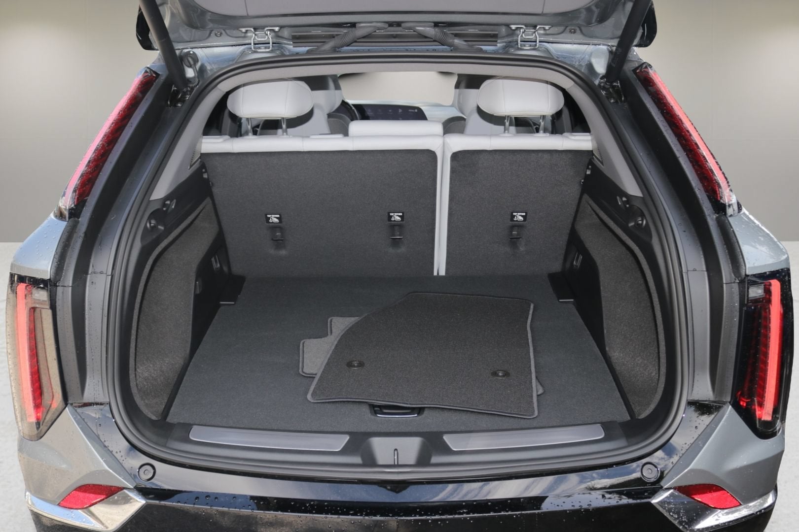 2027 Cadillac OPTIQ Luxury