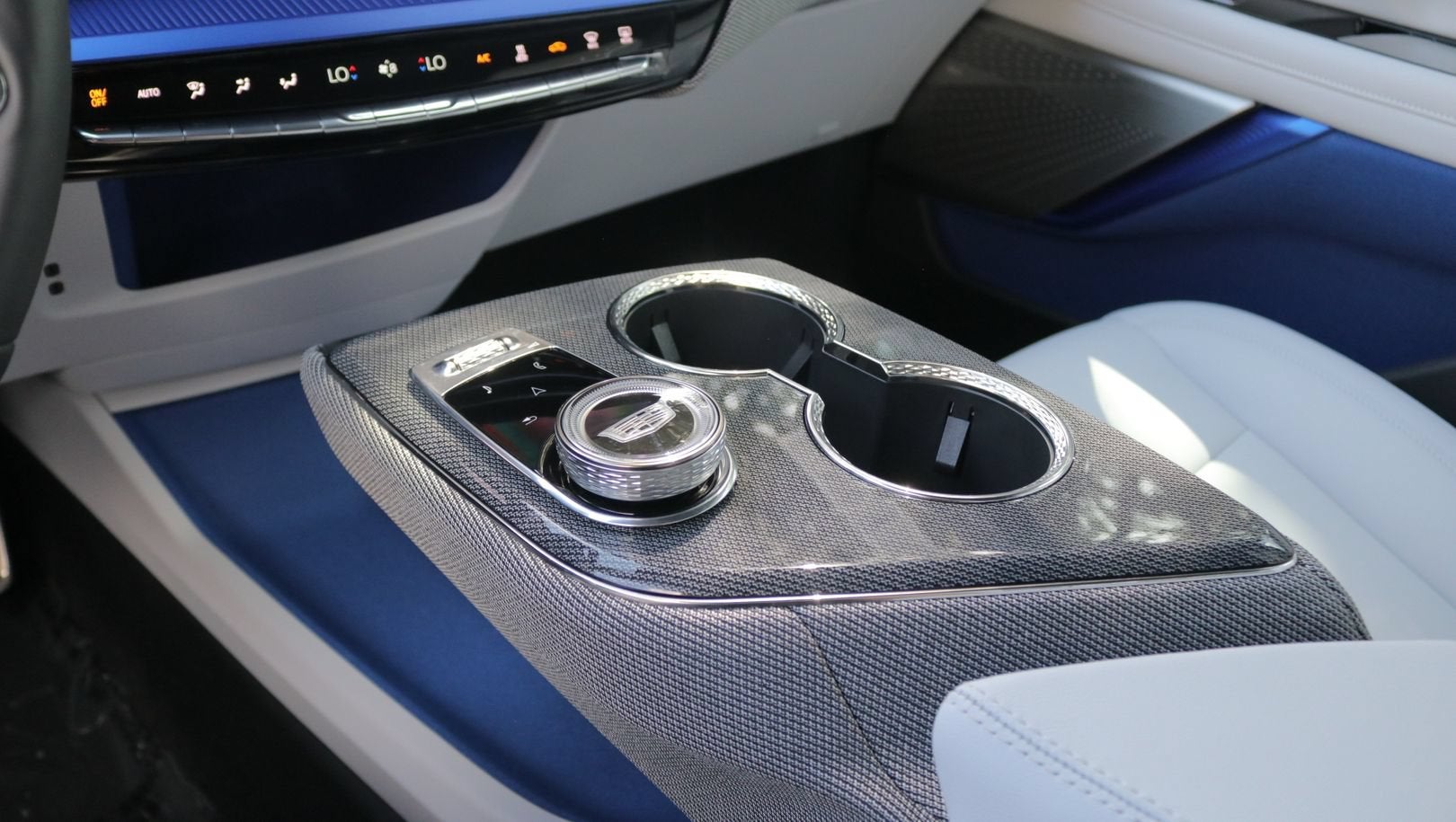 2027 Cadillac OPTIQ Luxury