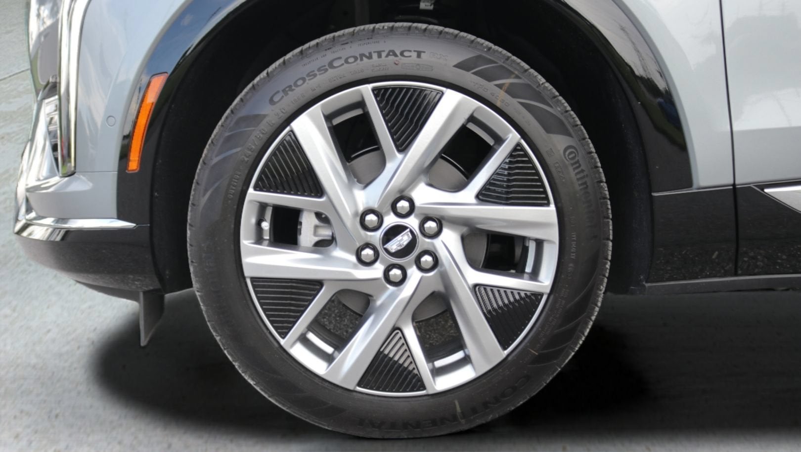 2027 Cadillac OPTIQ Luxury