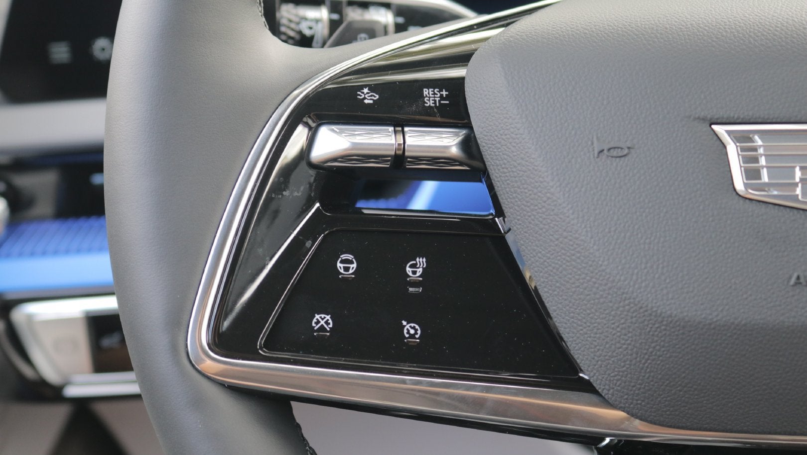 2027 Cadillac OPTIQ Luxury