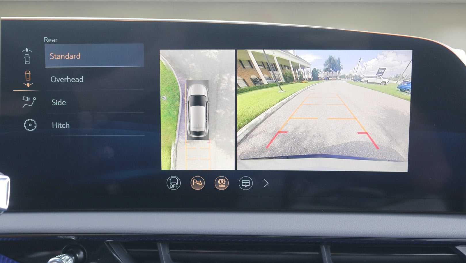 2027 Cadillac OPTIQ Luxury