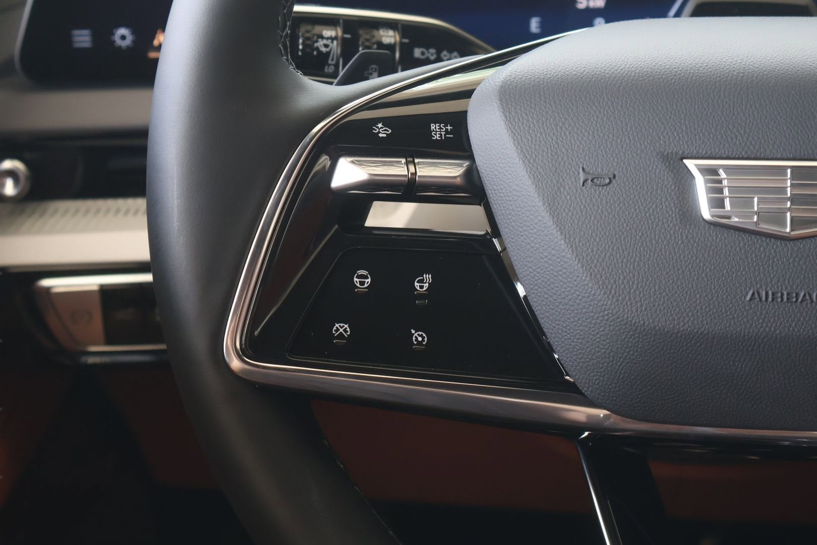 2026 Cadillac OPTIQ Premium Luxury