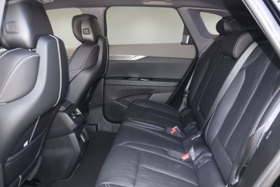 2026 Cadillac OPTIQ Premium Luxury
