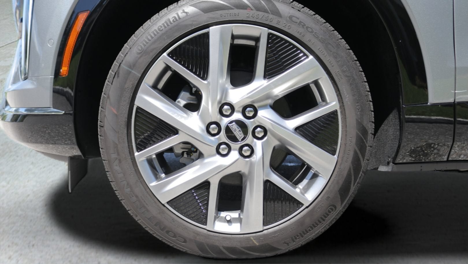 2027 Cadillac OPTIQ Premium Luxury