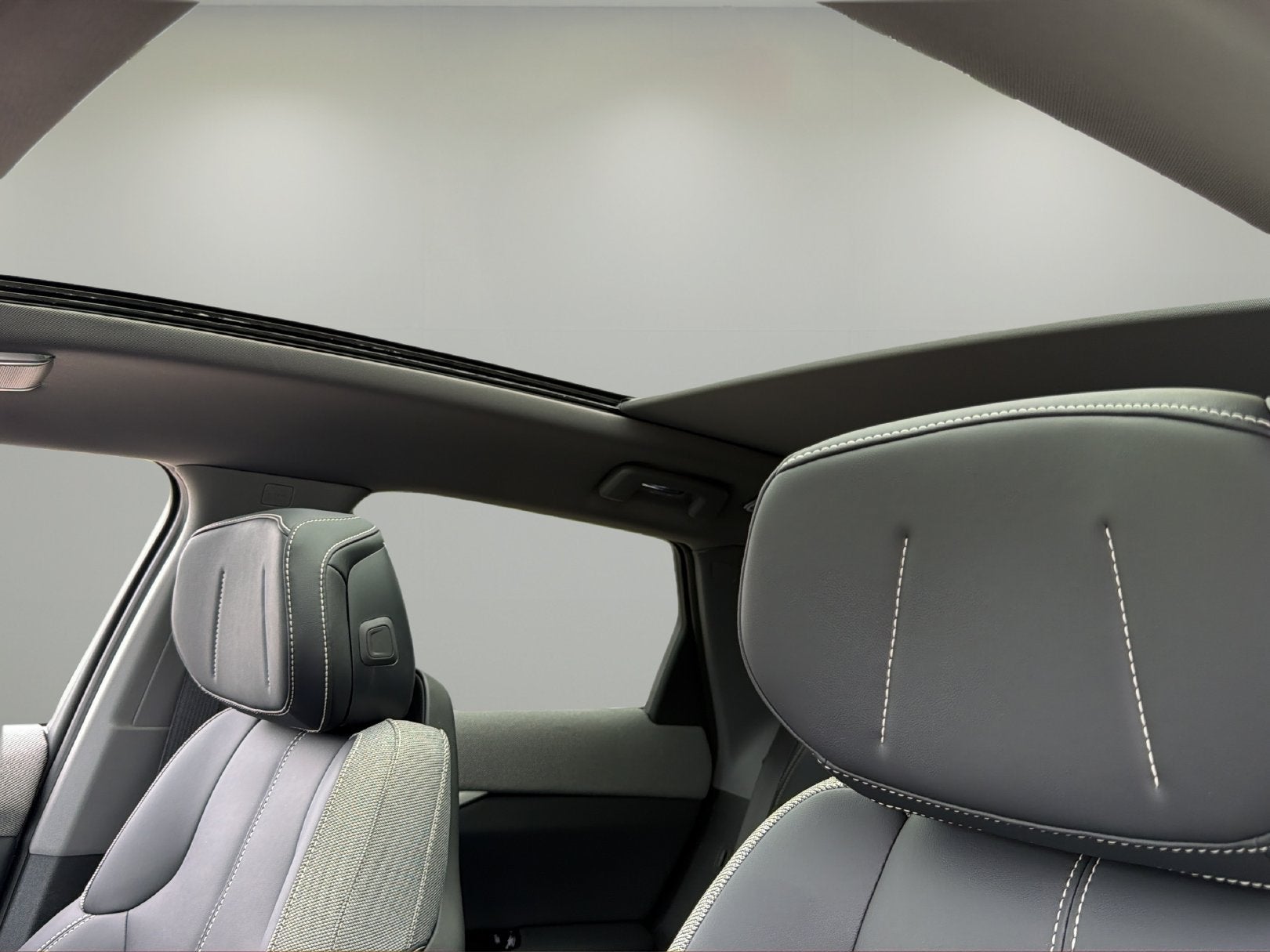 2027 Cadillac OPTIQ Sport