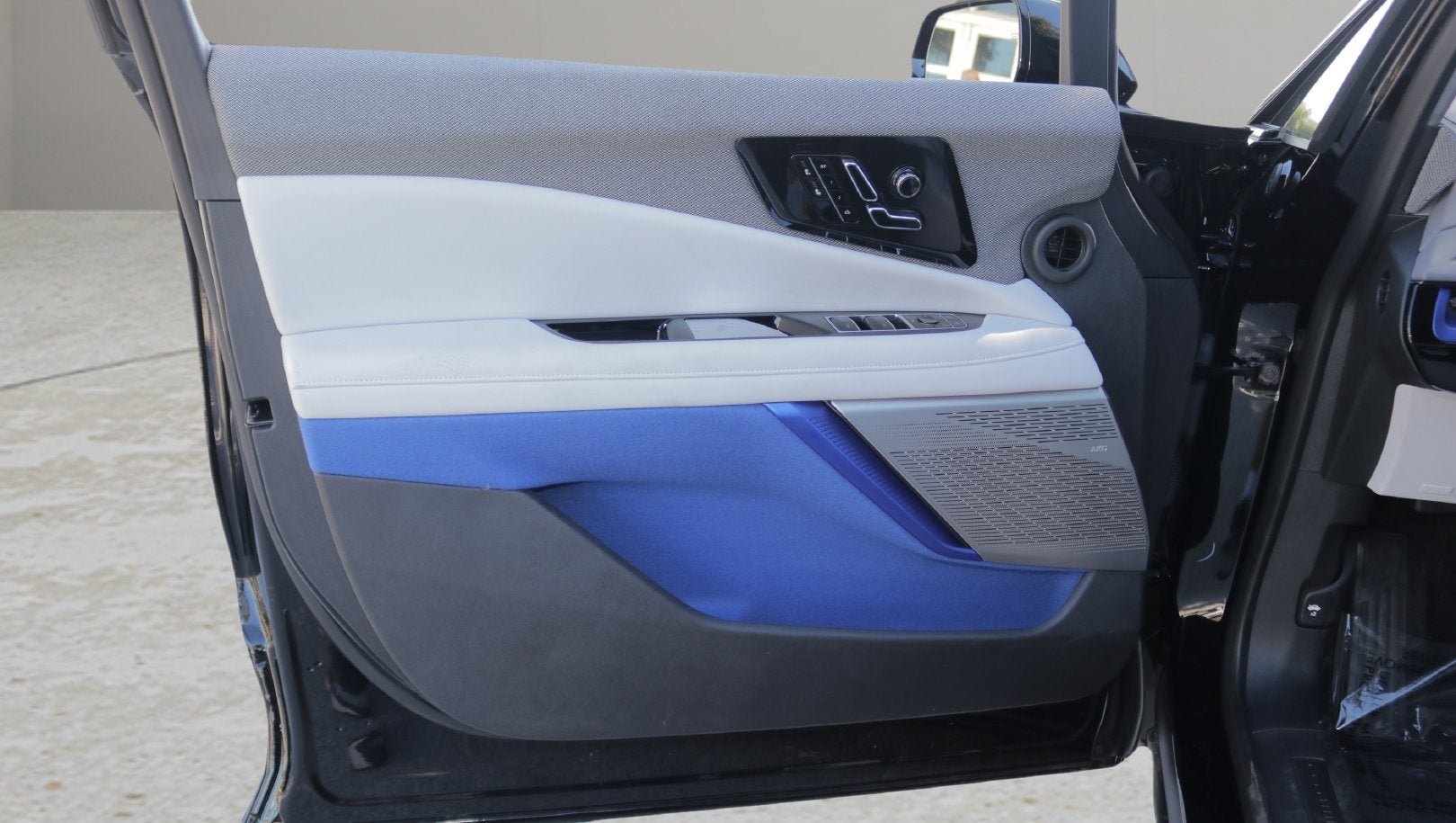 2027 Cadillac OPTIQ Sport