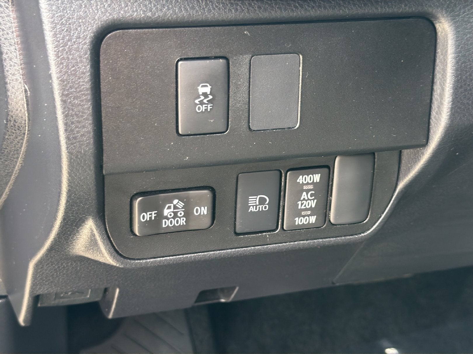 2022 Toyota Tacoma 2WD SR5