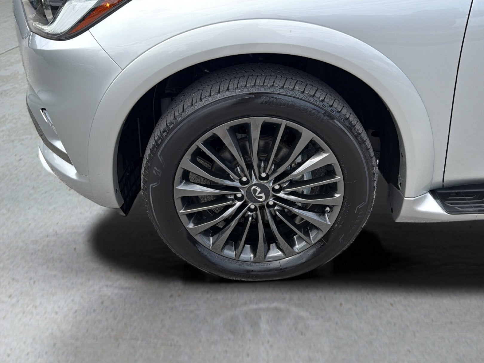 2023 INFINITI QX80 PREMIUM SELECT