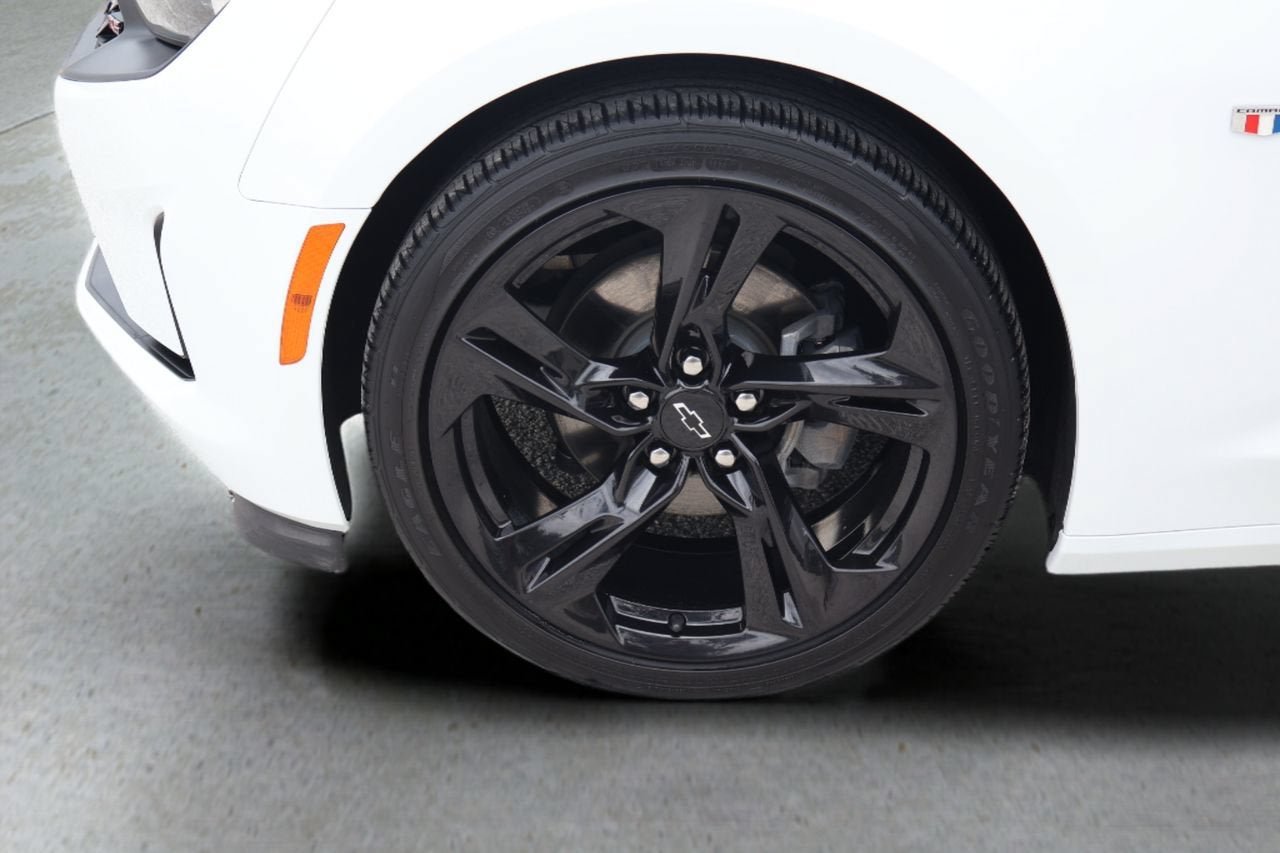 2024 Chevrolet Camaro 2LT