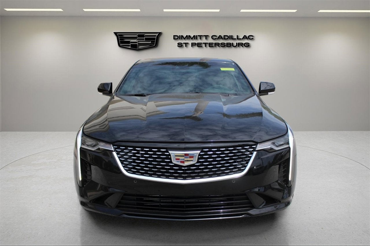 2025 Cadillac CT4 Premium Luxury