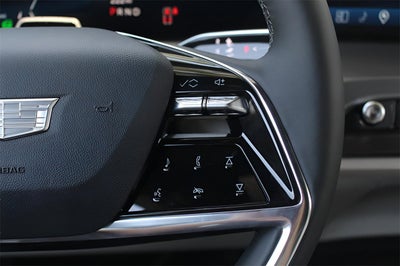 2026 Cadillac VISTIQ Luxury