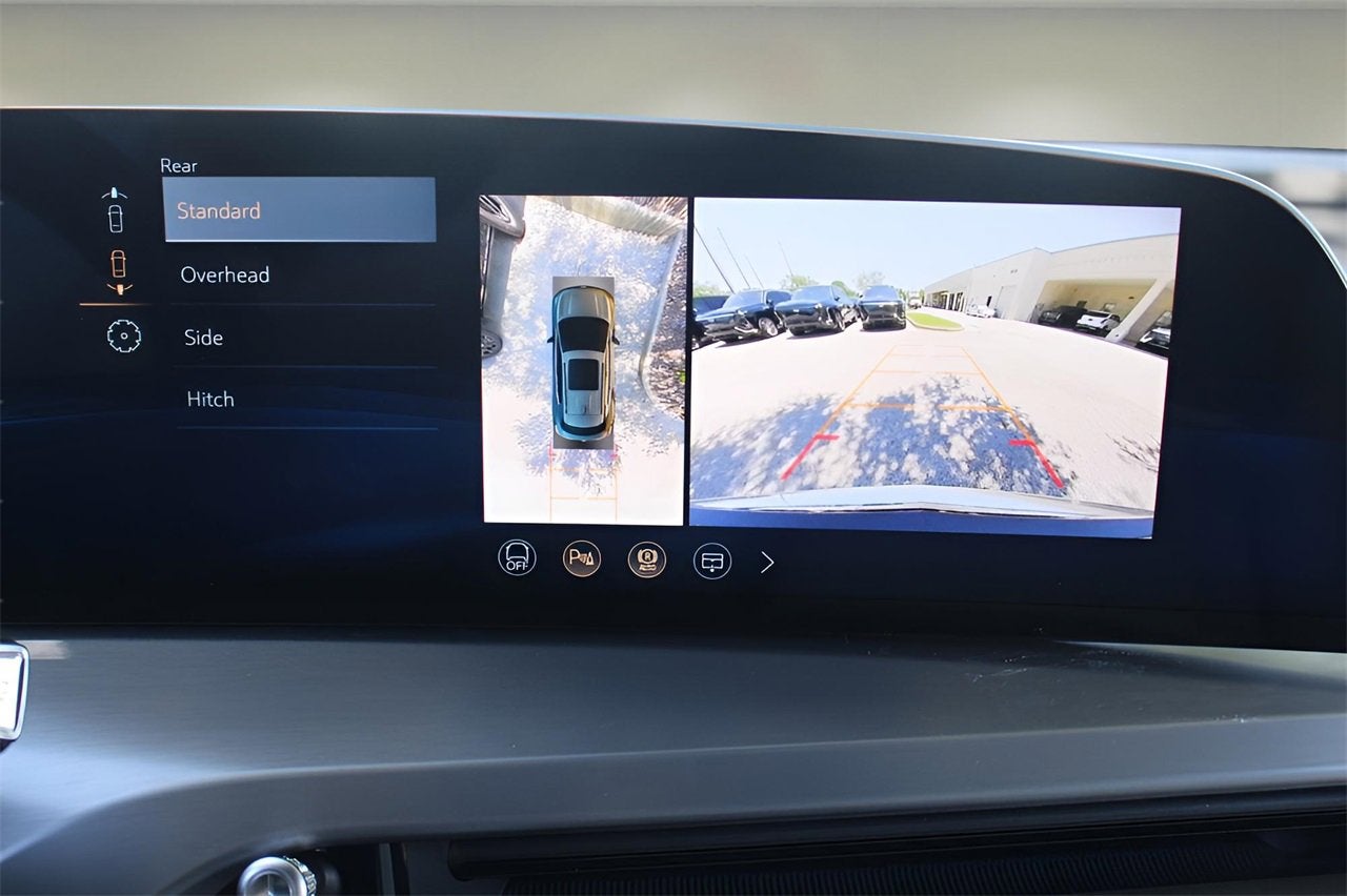 2026 Cadillac VISTIQ Luxury