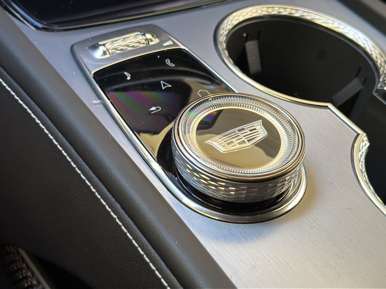 2027 Cadillac VISTIQ Sport