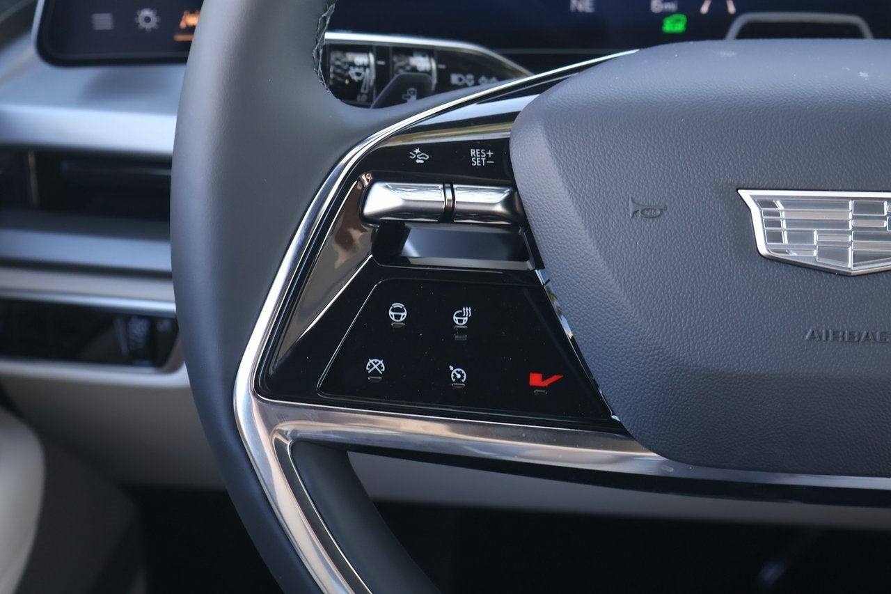 2026 Cadillac VISTIQ Sport