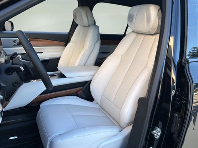 2027 Cadillac VISTIQ Sport