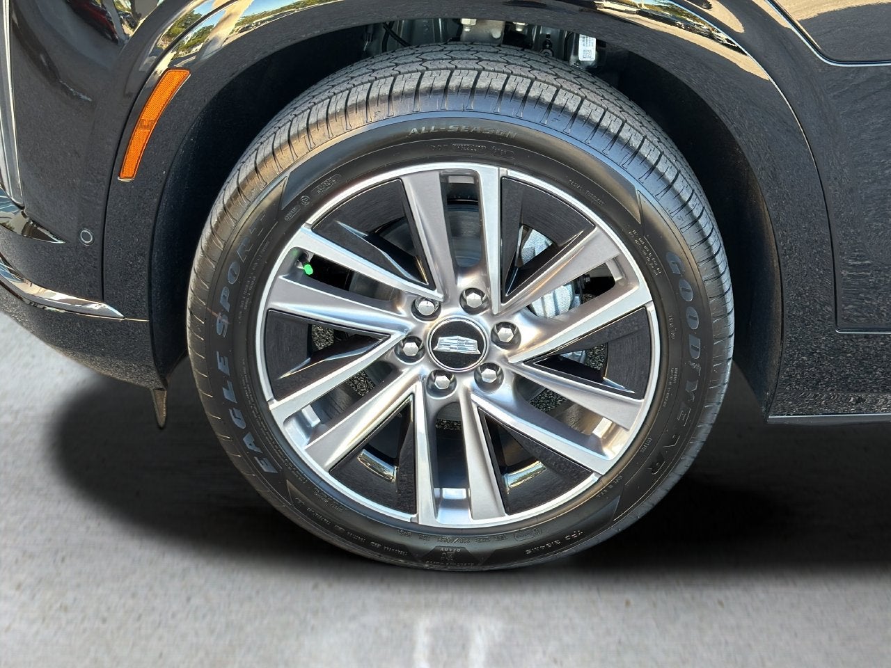 2027 Cadillac VISTIQ Sport