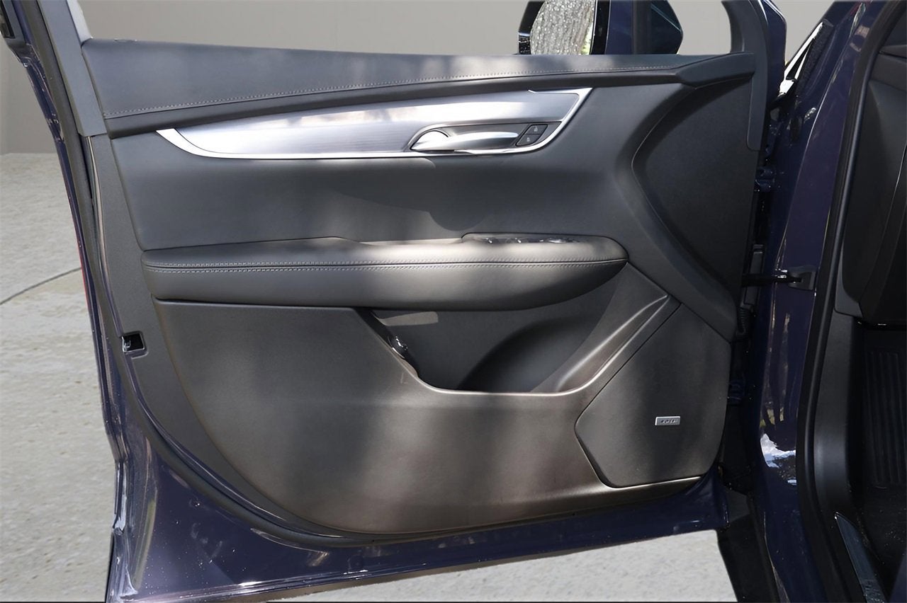 2025 Cadillac XT5 Luxury