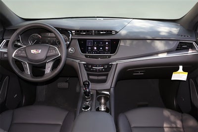 2025 Cadillac XT5 Luxury