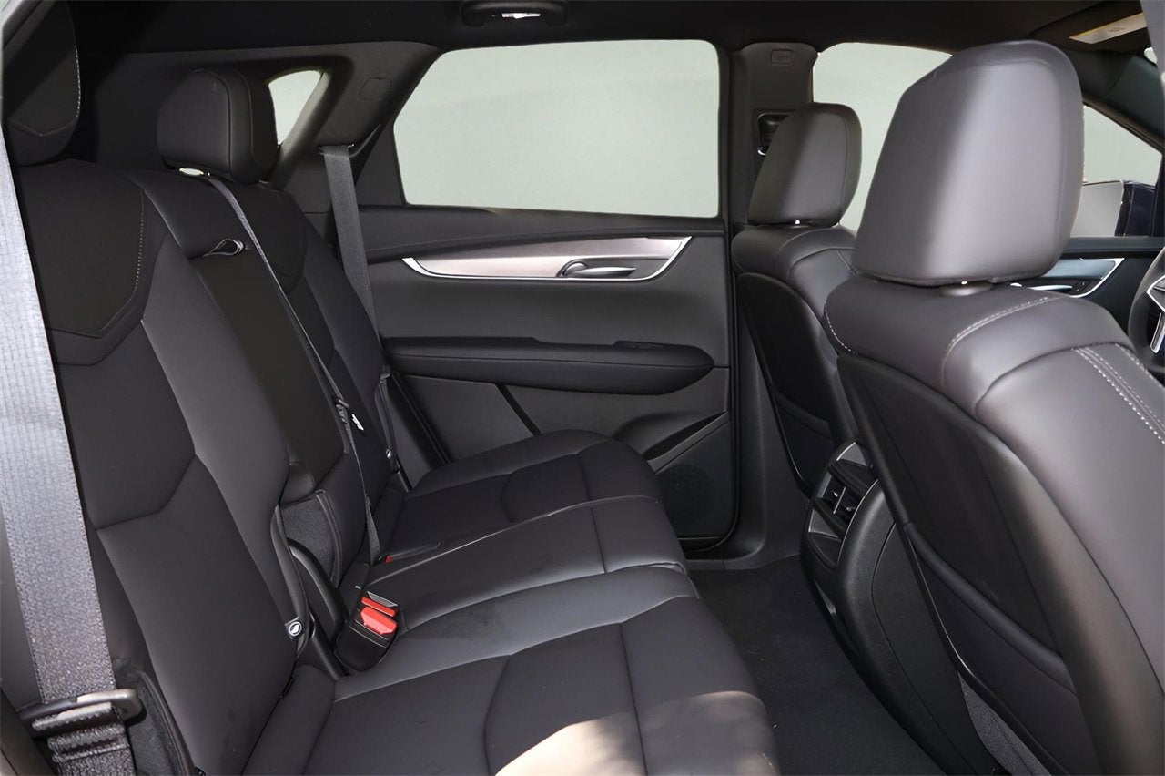 2025 Cadillac XT5 Luxury