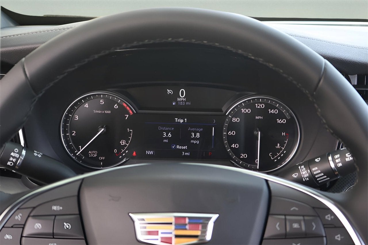 2025 Cadillac XT5 Luxury