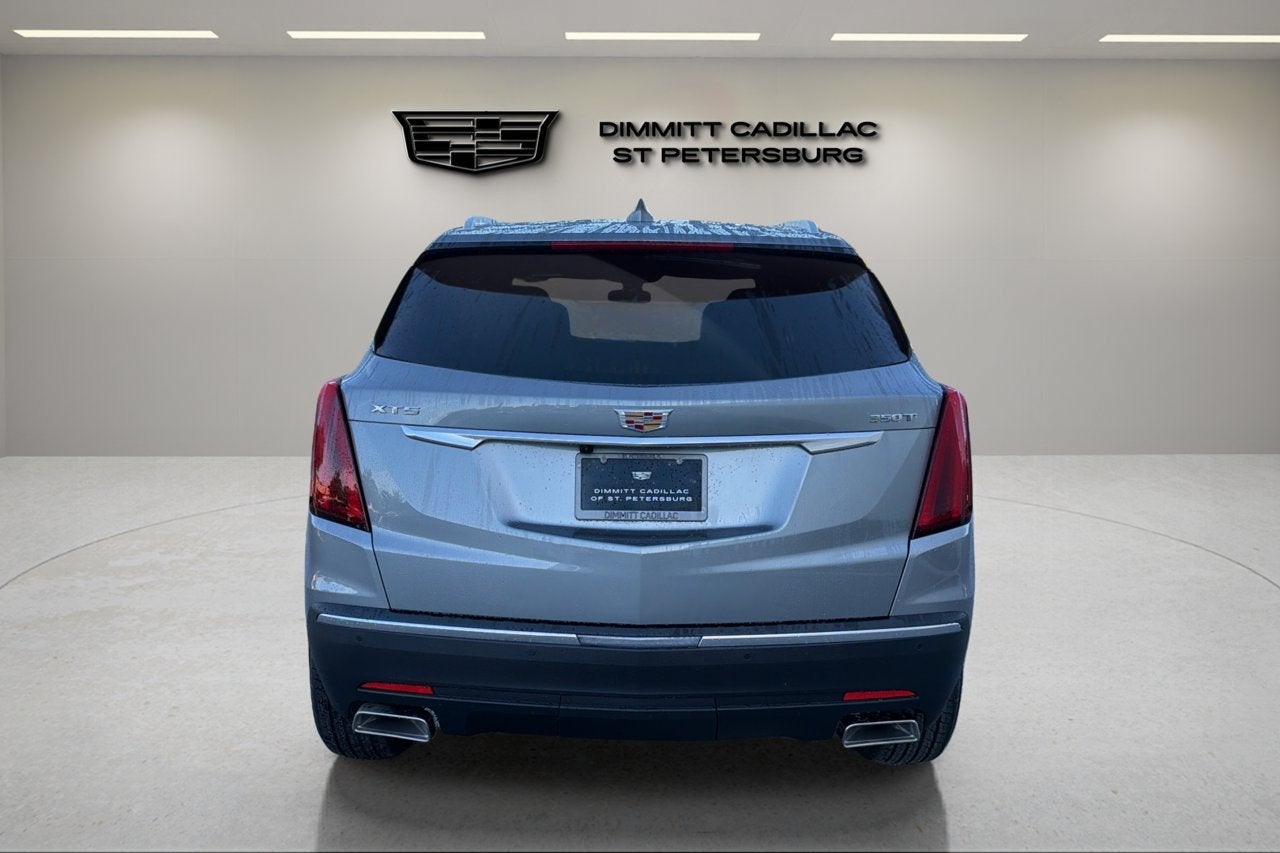 2026 Cadillac XT5 Luxury