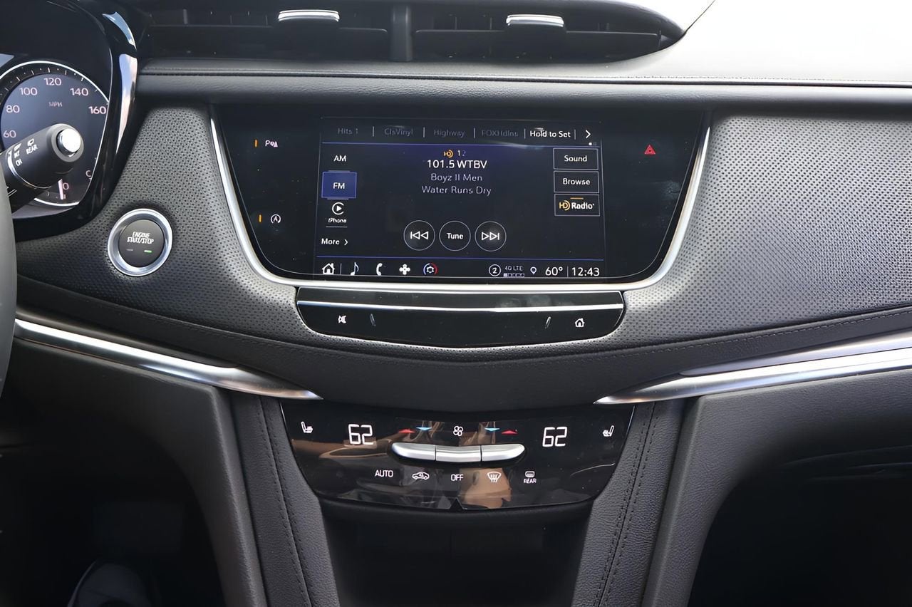 2025 Cadillac XT5 Luxury