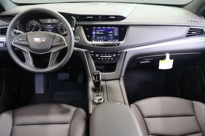 2026 Cadillac XT5 Luxury