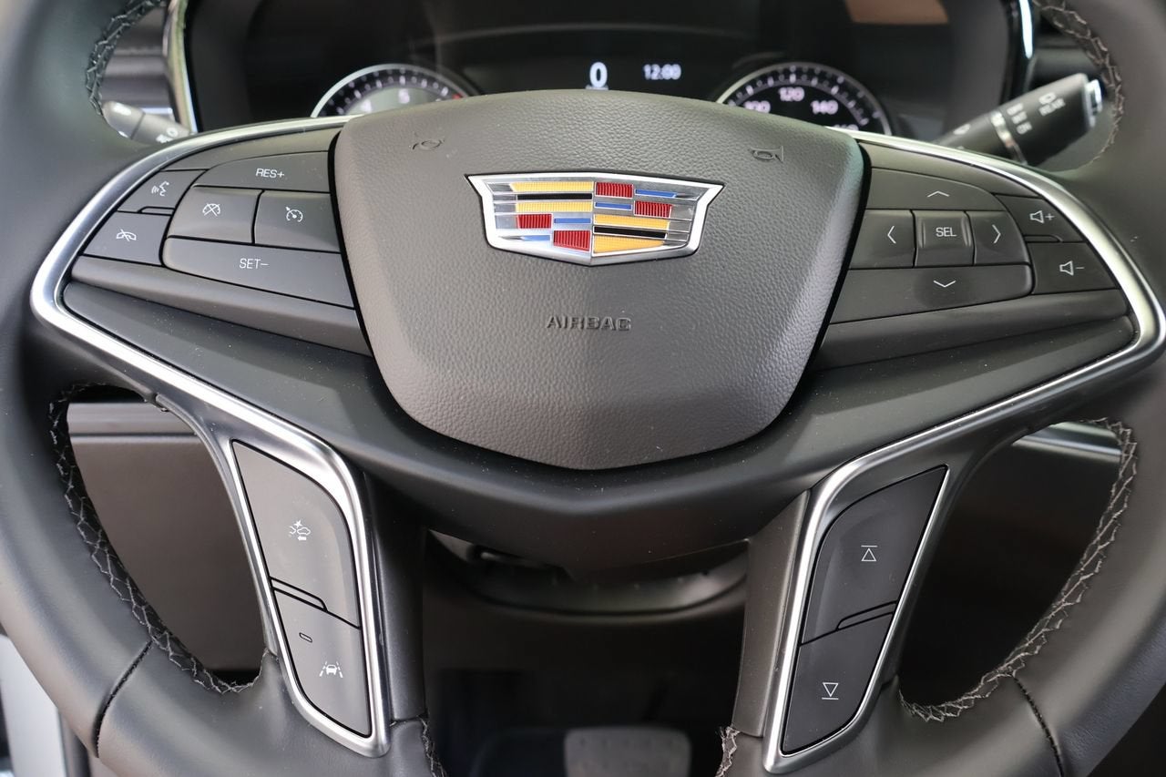 2026 Cadillac XT5 Luxury