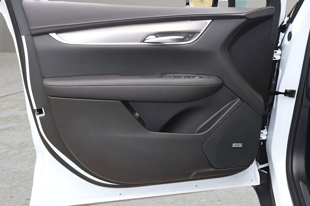 2026 Cadillac XT5 Luxury