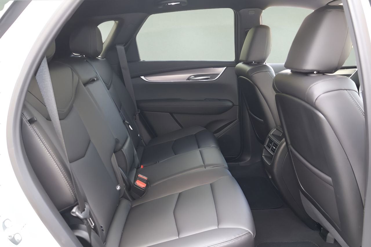 2026 Cadillac XT5 Luxury