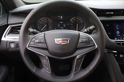 2026 Cadillac XT5 Luxury
