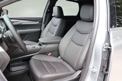 2026 Cadillac XT5 Luxury
