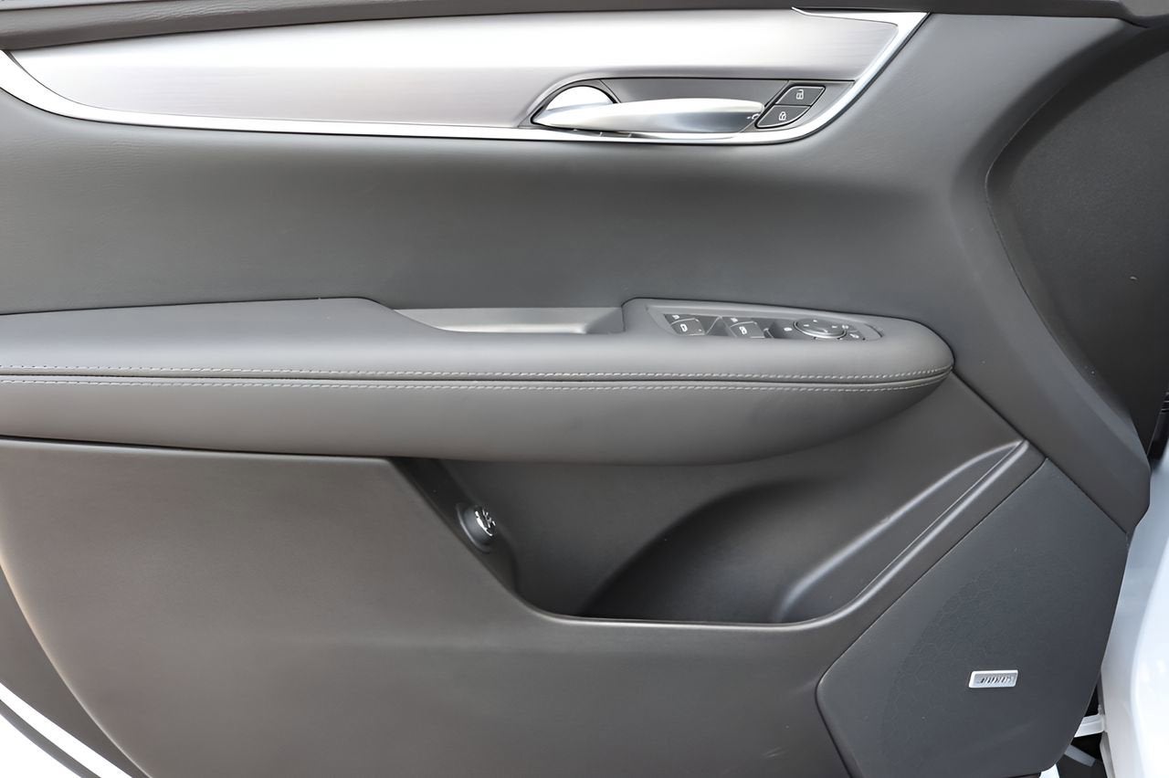 2026 Cadillac XT5 Luxury