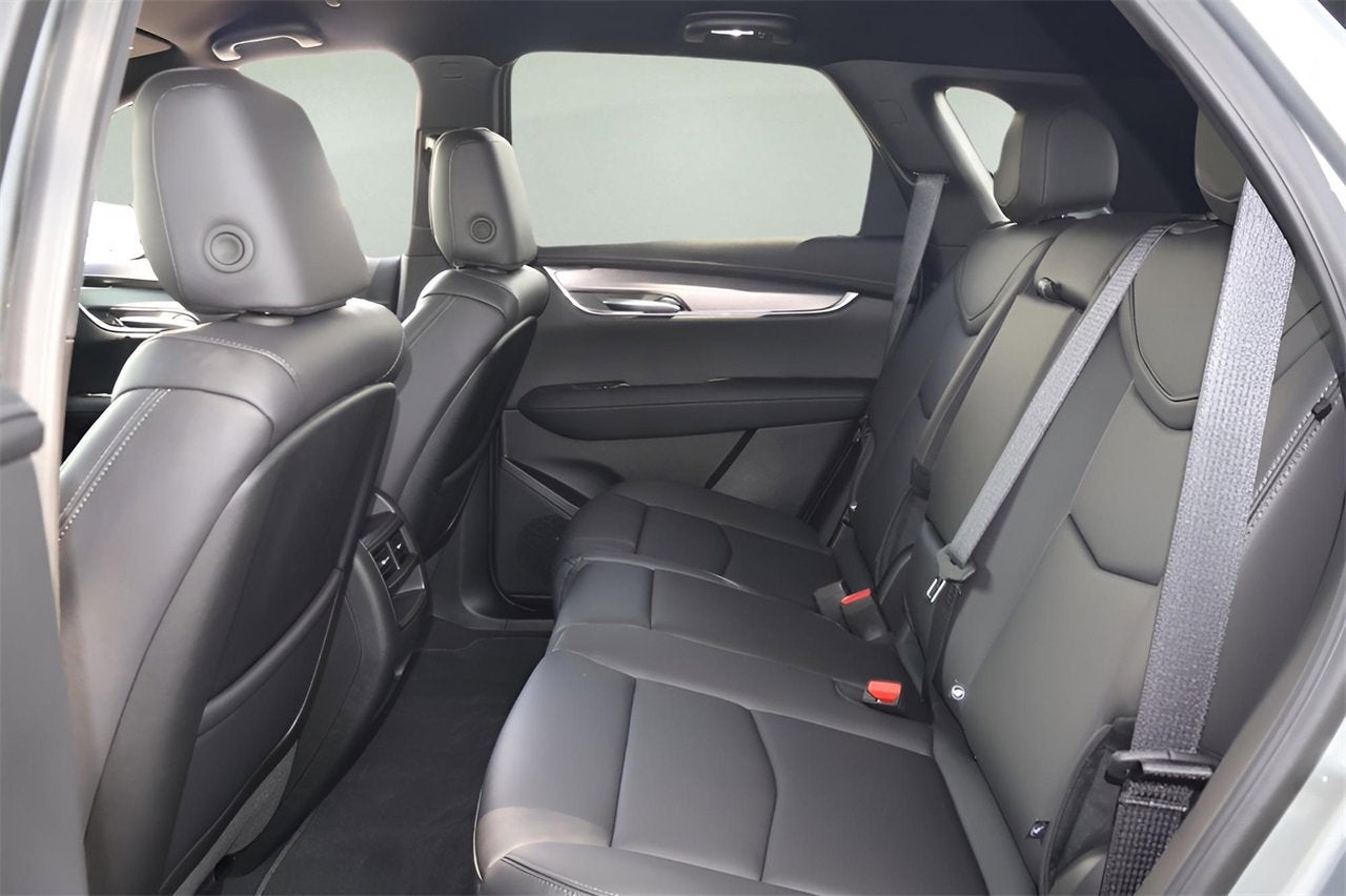 2025 Cadillac XT5 Luxury
