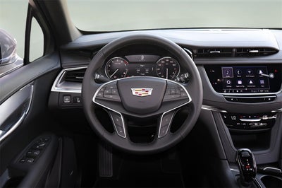 2025 Cadillac XT5 Luxury