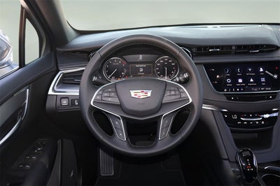 2025 Cadillac XT5 Luxury