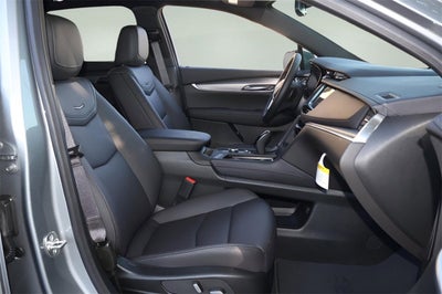 2025 Cadillac XT5 Luxury