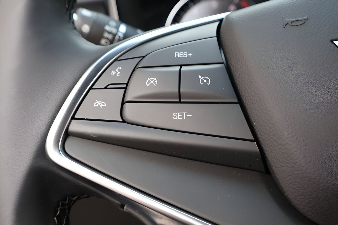 2026 Cadillac XT5 Luxury